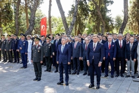 15-temmuz-sehitleri-izmirde-dualarla-anildi.jpg