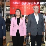 15-temmuz-sehitlerini-anma-demokrasi-ve-milli-birlik-gunu-programi-gerceklestirildi.jpg