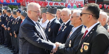 19-eylul-gaziler-gunu-edremit-ilcesinde-duzenlenen-torenlerle-kutlandi.jpg