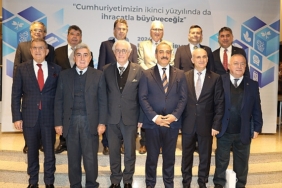 2025-ekonomik-program-ile-kararlilik-yili-ihracatci-doviz-kurunda-enflasyon-kadar-artis-istiyor.jpg