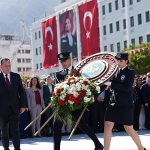29-ekim-bayram-coskusu-celenk-sunumuyla-basladi.jpg