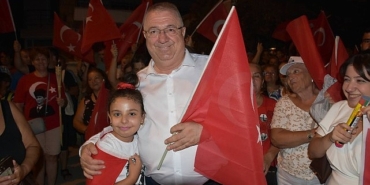 30-agustos-zafer-bayrami-edremitte-coskuyla-kutlandi.jpg