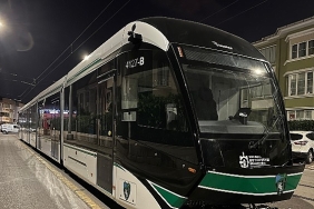 9-tramvay-raylara-indi-son-arac-yolda.jpg