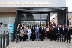 ak-parti-genel-baskan-yardimcisi-yayman-depremdeki-dayanisma-icin-baskan-altaya-ve-tum-konyalilara-tesekkur-etti.jpg