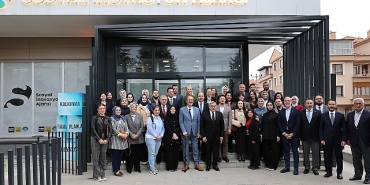 ak-parti-genel-baskan-yardimcisi-yayman-depremdeki-dayanisma-icin-baskan-altaya-ve-tum-konyalilara-tesekkur-etti.jpg
