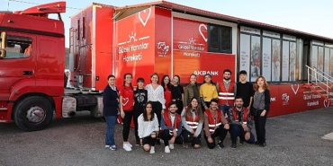 akbank-guzel-yarinlar-hareketi-deprem-bolgesinde-10-bini-askin-gencle-bulustu.jpg
