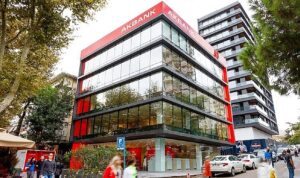 akbank-vikimaratonda-is-hayatinda-kadin-icerikleri-mercek-altina-alinacak-LblwXINK.jpg