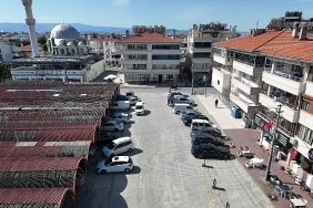 akcay-mahallesinde-kapali-pazaryeri-cevresi-yenilendi.jpg