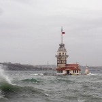 akomdan-pazartesi-uyarisi-firtina-ve-kuvvetli-saganak-yagis-bekleniyor.jpg