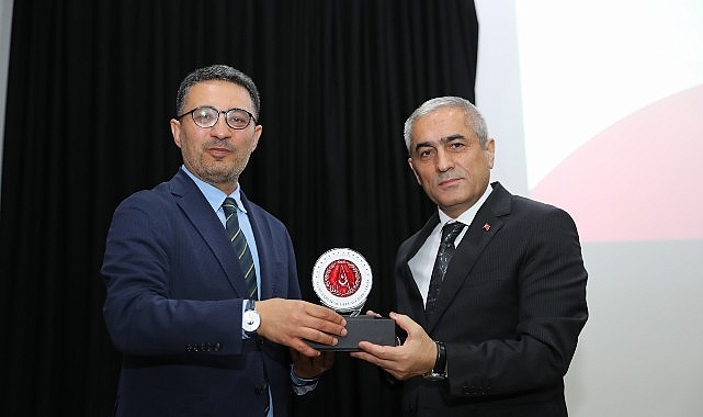 aliagada-elmas-programi-calistayi-duzenlendi.jpg