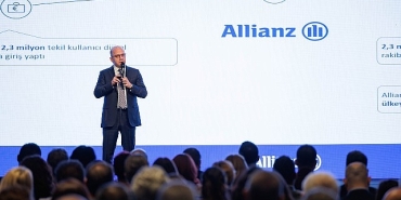 allianz-turkiye-acenteleriyle-bolge-bulusmalarinda-bir-araya-geldi.jpg
