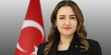 antalya-buyuksehir-belediyesi-baskan-vekili-busra-ozdemirin-babalar-gunu-mesaji.jpg