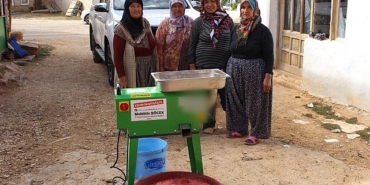 antalya-buyuksehir-belediyesi-elmalili-kadinlari-yalniz-birakmadi.jpg