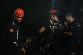 antalya-itfaiyesinden-nefes-kesen-kurtarma-operasyonuna-destek.jpg