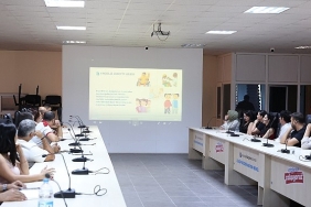antalyada-toplu-ulasim-soforlerine-hizmet-ici-egitimler-basladi.jpg