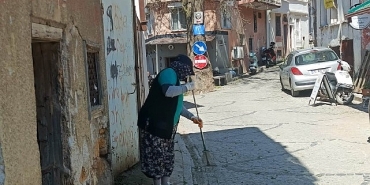 ataturkun-ayvalikta-yurudugu-yollar-13-nisan-icin-hazirlandi.jpg