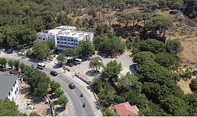 ayvalik-belediyesi-otoparklarinda-arac-kapasitesi-1190a-yukseldi.jpg