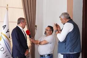 ayvalik-belediyesine-ogrenci-kent-lokantalari-projesiyle-odul.jpg