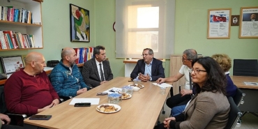 ayvalik-kent-konseyi-yeni-yerine-tasindi.jpg