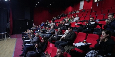 ayvalikta-yeni-yilin-ilk-belediye-meclis-toplantisi-yapildi.jpg