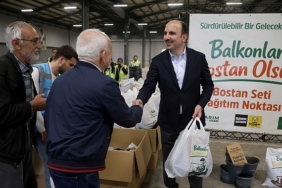 balkonlar-bostan-olsun-projesinde-dagitimlar-devam-ediyor.jpg