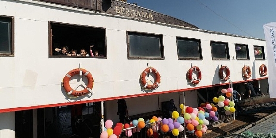 basarili-kadinlar-kiz-cocuklarina-ilham-oldu.jpg