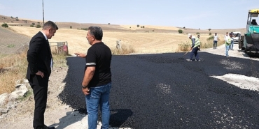 basdegirmen-yolu-asfaltlaniyor.jpg