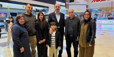 baskan-altay-alisveris-merkezinde-esnafla-ve-vatandaslarla-bulustu.jpg