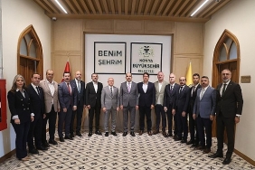 baskan-altay-bursali-belediye-baskanlarina-konya-modeli-belediyecilik-calismalarini-anlatti.jpg
