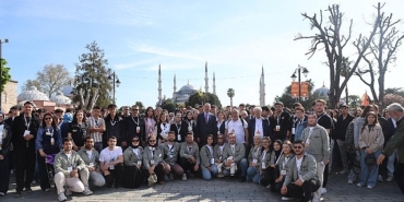 baskan-altay-genc-seyyah-projemizle-bu-yil-25-bin-920-ogrencimizi-istanbulun-tarihi-atmosferiyle-bulusturduk.jpg