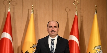 baskan-altay-itfaiyeciler-milletimizin-kahramanlaridir.jpg