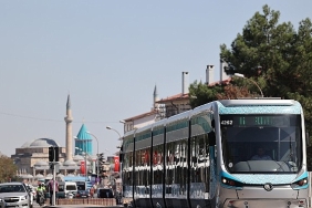 baskan-altay-konyada-yeni-kayit-yaptiran-universite-ogrencileri-toplu-ulasimdan-10-gun-ucretsiz-faydalaniyor.jpg
