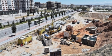 baskan-altay-mikro-tunel-sistemi-ile-hayata-gecirilen-taskinlari-onleyecek-ana-kolektor-hattinin-tamamlandigini-acikladi.jpg
