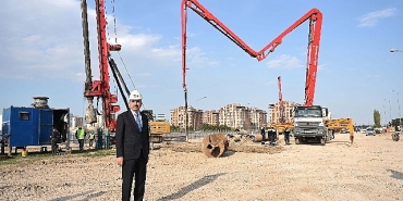 baskan-altay-otogar-kavsaginda-karayolunu-ve-rayli-sistemi-uste-alacak-bir-koprulu-kavsak-calismasi-yurutuyoruz.jpg