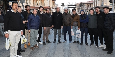 baskan-altay-seb-i-arus-etkinlikleri-icin-konyaya-gelen-misafirlerle-ve-esnafla-bulustu.jpg