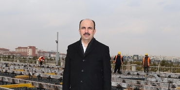 baskan-altay-stadyum-sehir-hastanesi-tramvay-hattinda-yogun-mesainin-surdugunu-acikladi.jpg