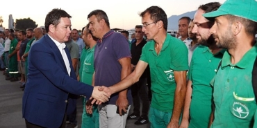 baskan-aydin-gune-emekcilerle-basladi.jpg