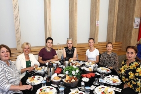 baskan-aydin-muhtarlarla-ortak-akil-bulusmasinda-bir-araya-geldi.jpg