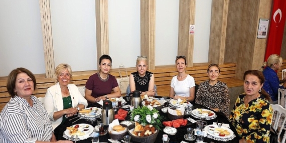 baskan-aydin-muhtarlarla-ortak-akil-bulusmasinda-bir-araya-geldi.jpg