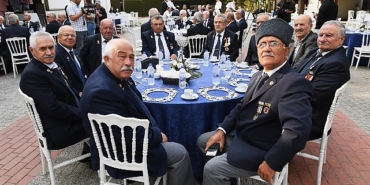 baskan-aydin-sehit-yakinlari-ve-gaziler-ile-bir-araya-geldi.jpg