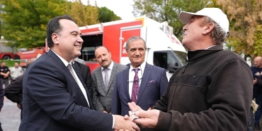 baskan-besim-dutlulu-selendili-ciftcilerle-bulustu.jpg