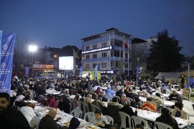 baskan-cercioglu-her-gun-binlerce-vatandasi-iftar-sofralarinda-bulusturmaya-devam-ediyor.jpg