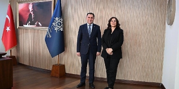 baskan-cerciogluna-aile-ve-sosyal-hizmetler-il-muduru-turkoglundan-ziyaret.jpg