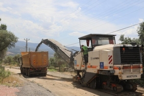 baskan-cercioglundan-kuyucakta-yol-yenileme-calismasi.jpg