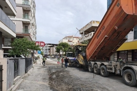 baskan-cercioglunun-onculugunde-aydinin-tum-ilcelerinde-ulasim-yatirimlari-devam-ediyor.jpg