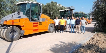 baskan-deveciler-buyuksehir-belediyesi-tarafindan-baslatilan-pelitkoy-sahil-yolu-calismalarini-yerinde-inceledi.jpg