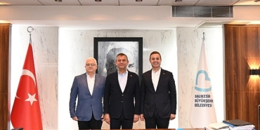 baskan-deveciler-chp-genel-merkezi-tarafindan-kurulan-sosyal-demokrat-belediyecilik-esgudum-konseyi-uyeligine-secildi.jpg