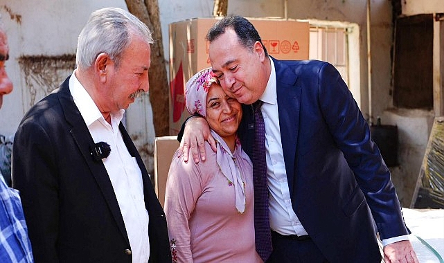 baskan-dutlulu-selden-etkilenen-vatandaslari-ziyaret-etti.jpg