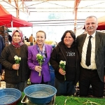 Başkan Dutlulu’dan 8 Mart’a Çiçekli Kutlama