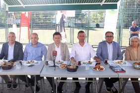 baskan-erkan-aydin-gulbahcede-vatandaslarla-bulustu.jpg